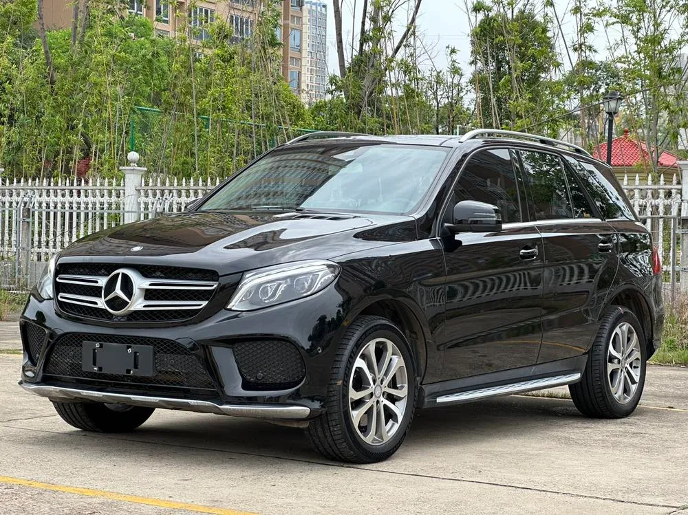 Mercedes-Benz GLE (Import), 2016