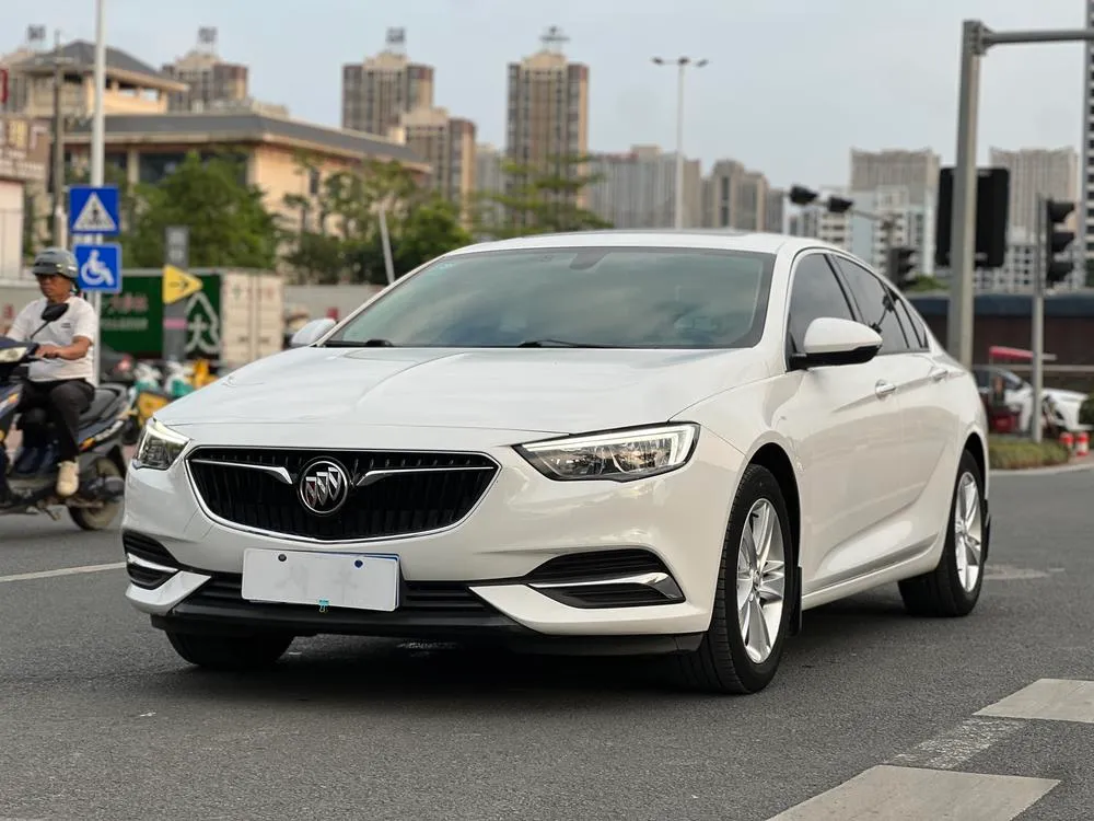 Buick Regal 20T Elite Version CN6, 2019 — фото 1