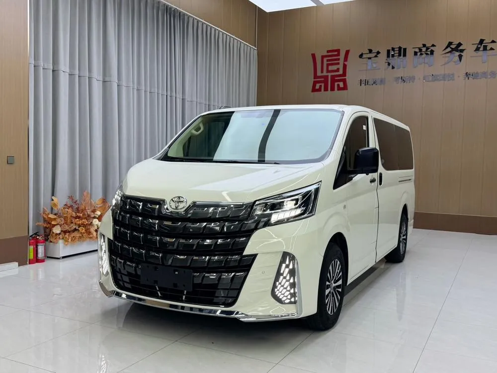 Toyota Hiace, 2022