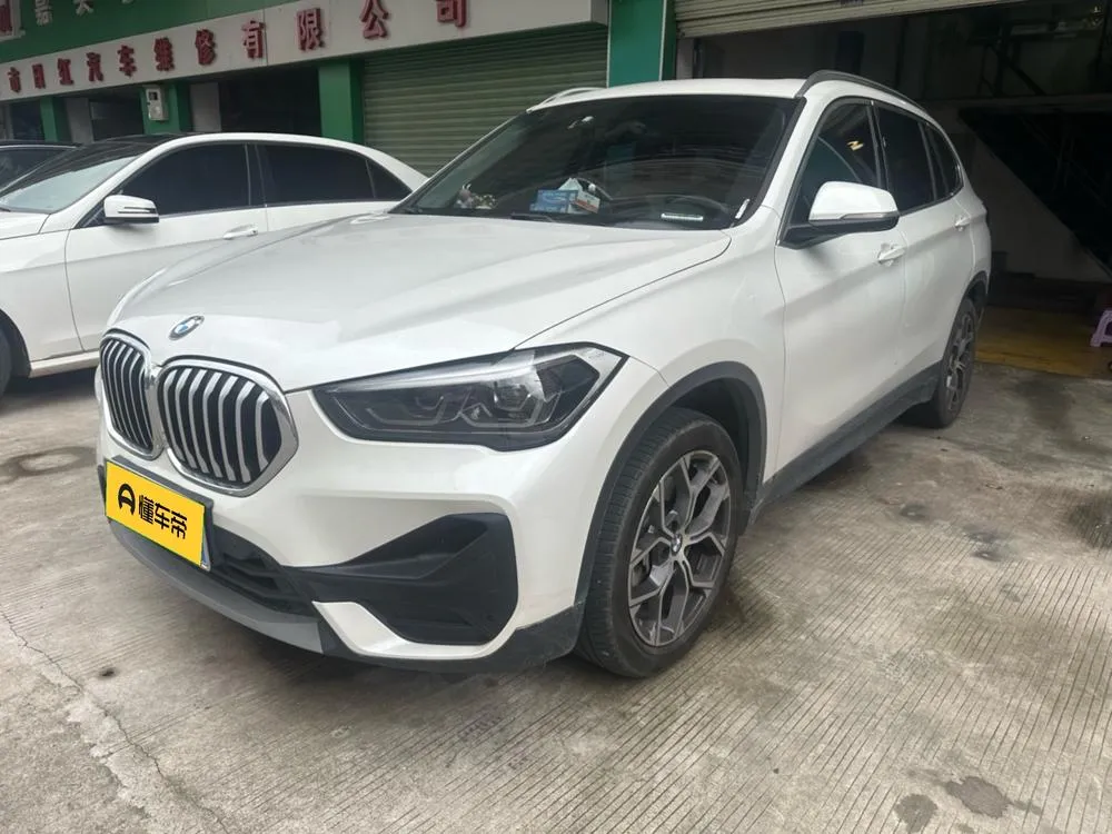 BMW X1 sDrive25Li Leading Version, 2022 — фото 1