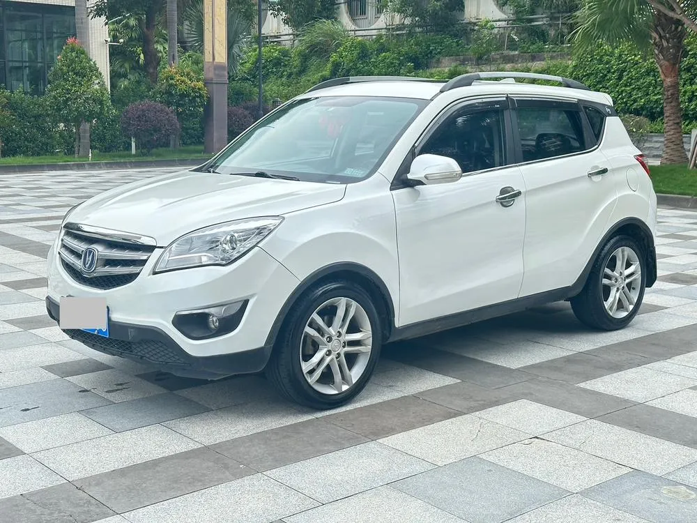 Changan CS35 1.6L Manual Luxury Version CN4, 2014 — фото 1