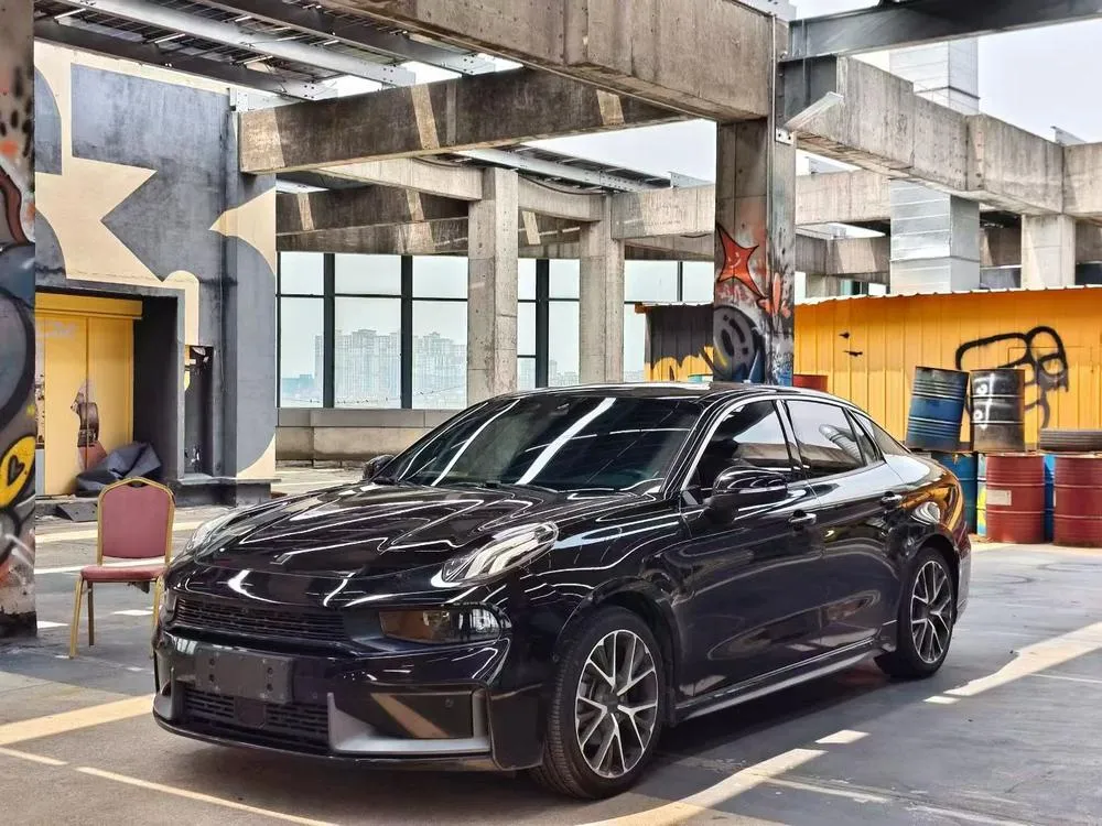 Lynk & Co 03 2.0TD Auto Dynamic Pro Edition, 2019 — фото 1