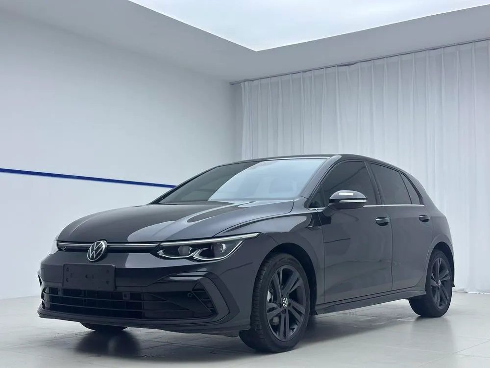 Volkswagen Golf, 2021