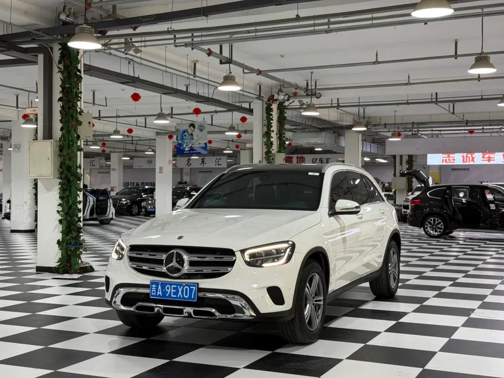 Mercedes-Benz GLC GLC 260 L 4MATIC Version, 2021 — фото 1