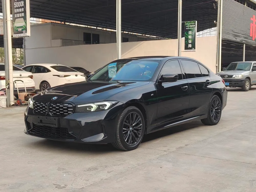 BMW 3-Series, 2023
