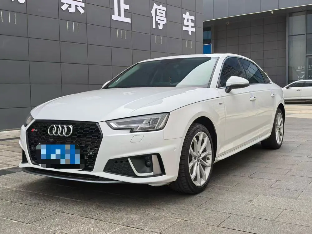 Audi A4L 40 TFSI Fashion Version CN6, 2019 — фото 1