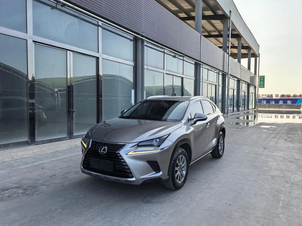 Lexus NX, 2017
