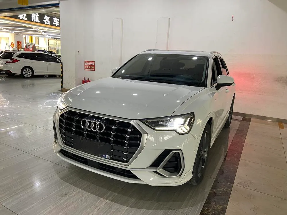 Audi Q3, 2023