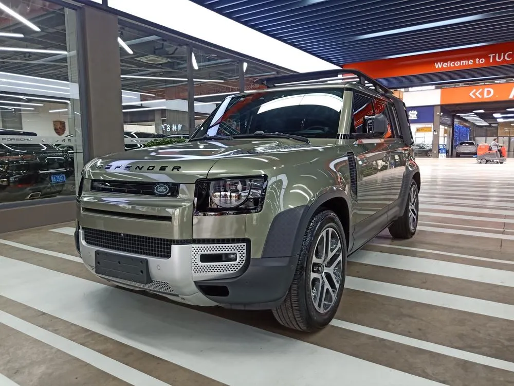 Land Rover Defender, 2022