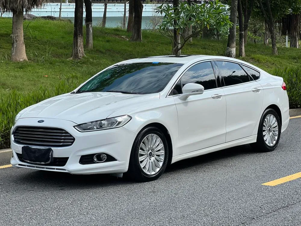 Ford Mondeo, 2013