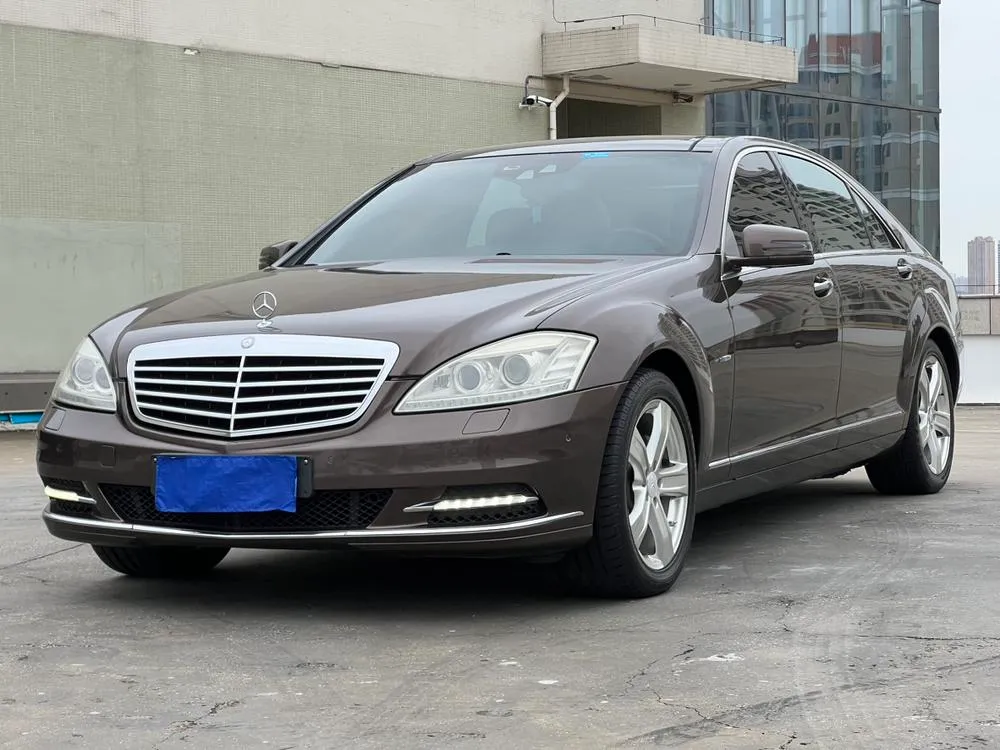 Mercedes-Benz S-Class, 2010