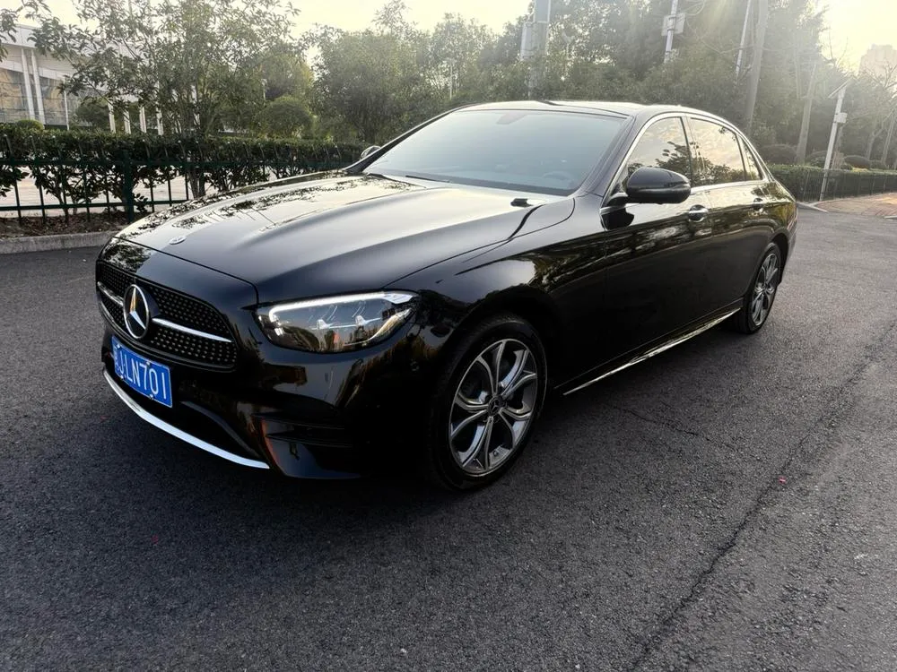 Mercedes-Benz E-Class, 2022