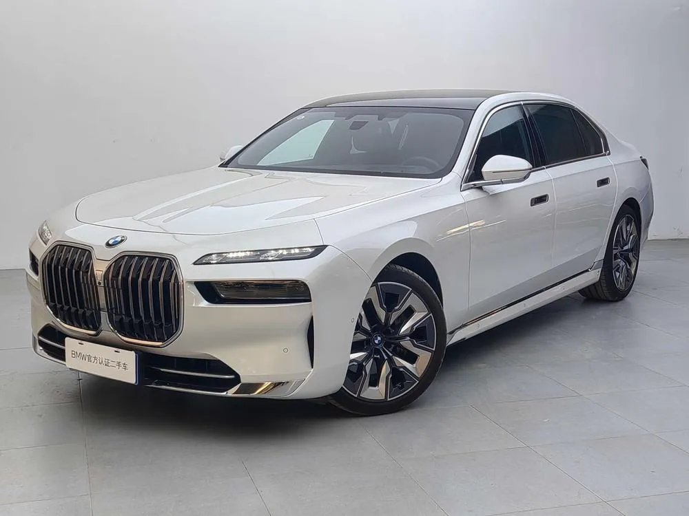 BMW 7-Series, 2023