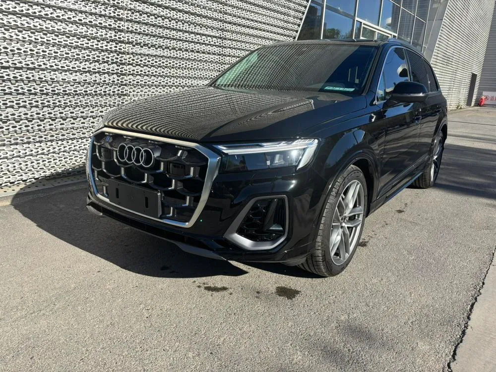 Audi Q7, 2025