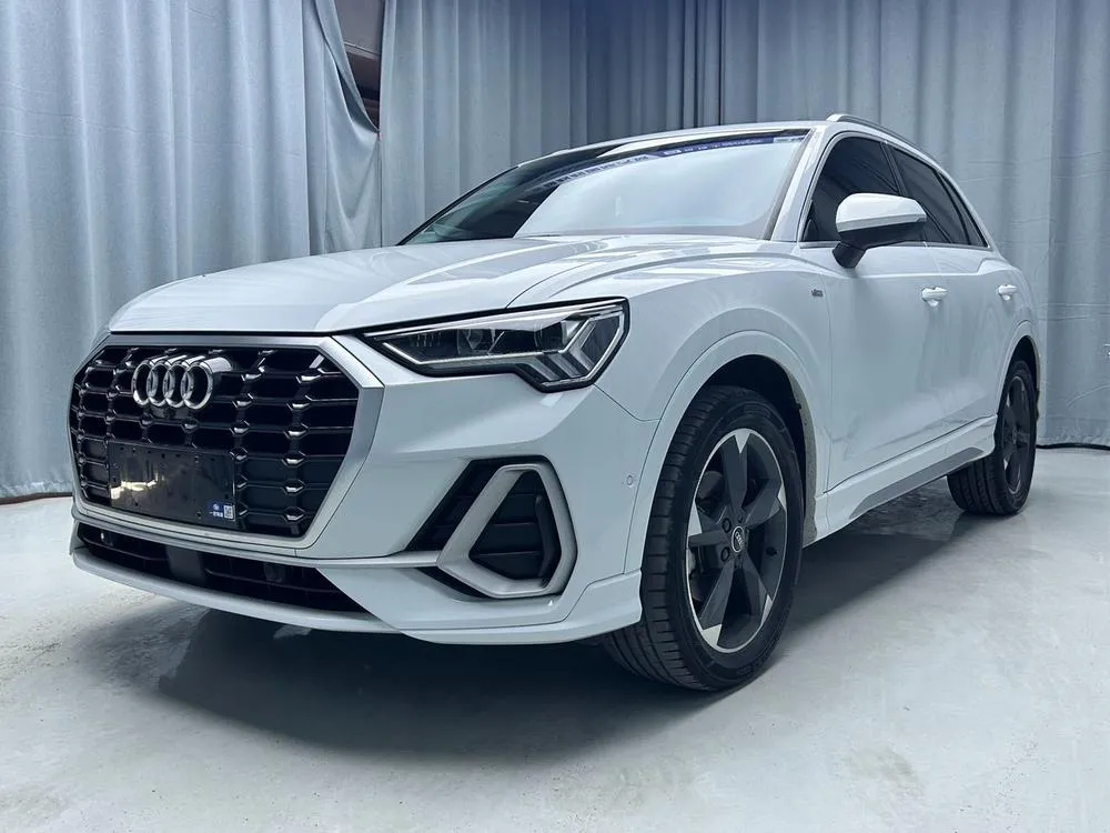 Audi Q3 35 TFSI Fashion Version, 2022 — фото 1