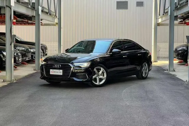 Audi A6L, 2022