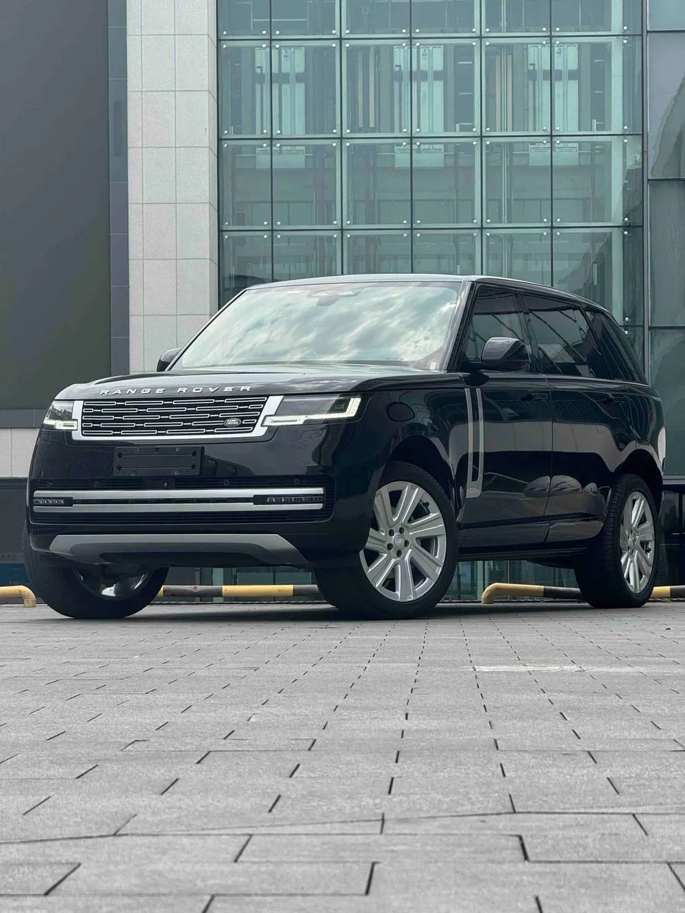 Land Rover Range Rover, 2024