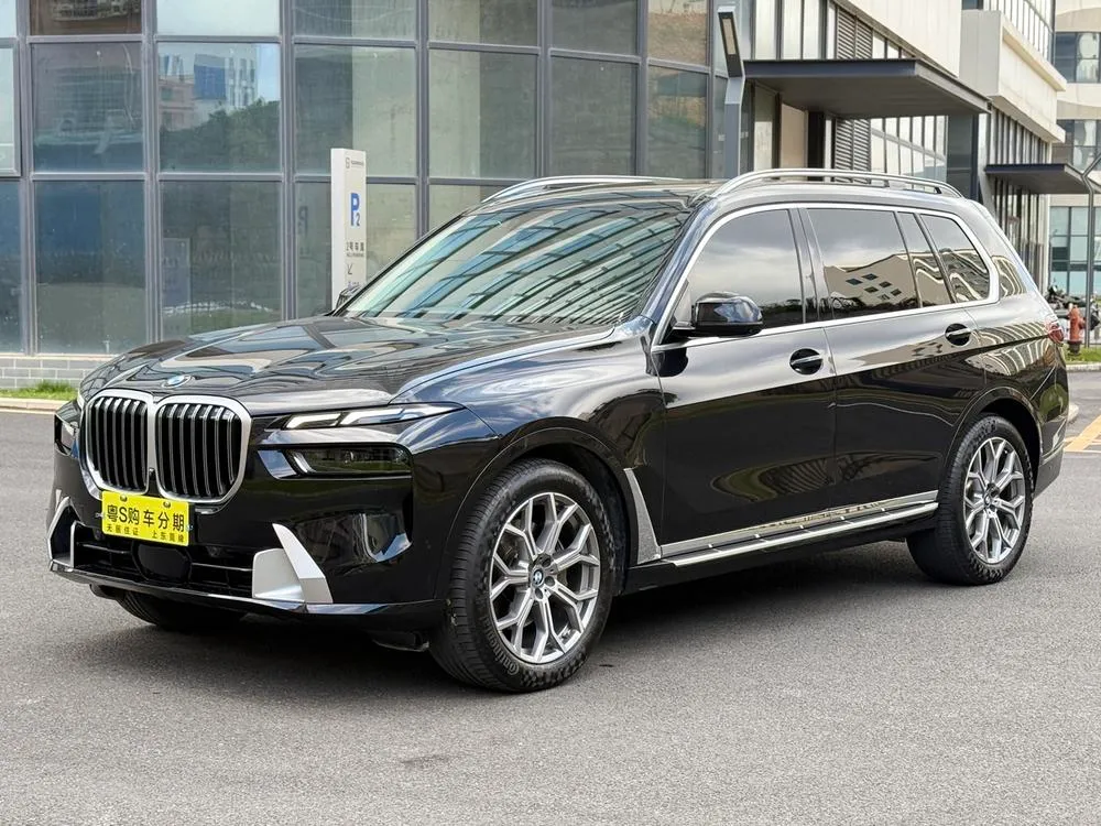 BMW X7, 2023