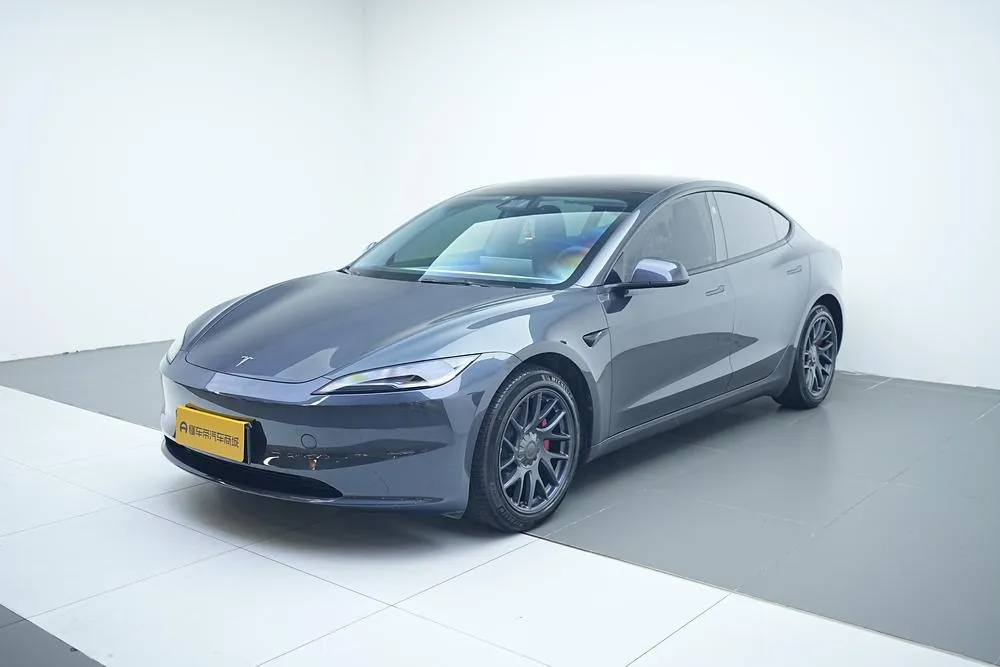 Tesla Model 3, 2023