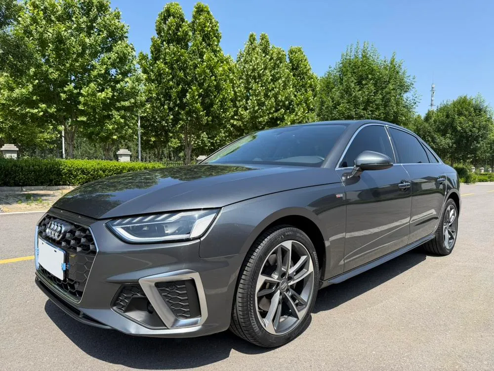 Audi A4L, 2021