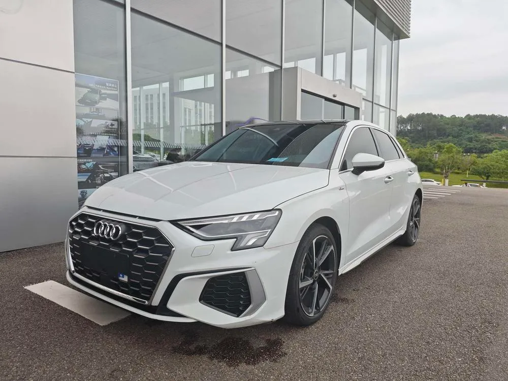 Audi A3 Sportback 35 TFSI Fashion Sport Version, 2024 — фото 1