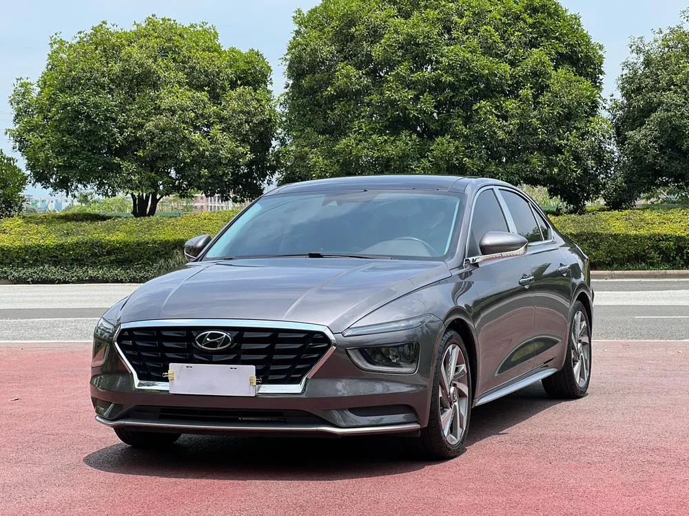 Hyundai Mistra 1.8L MPi CVT Premium Edition LUX, 2021 — фото 1