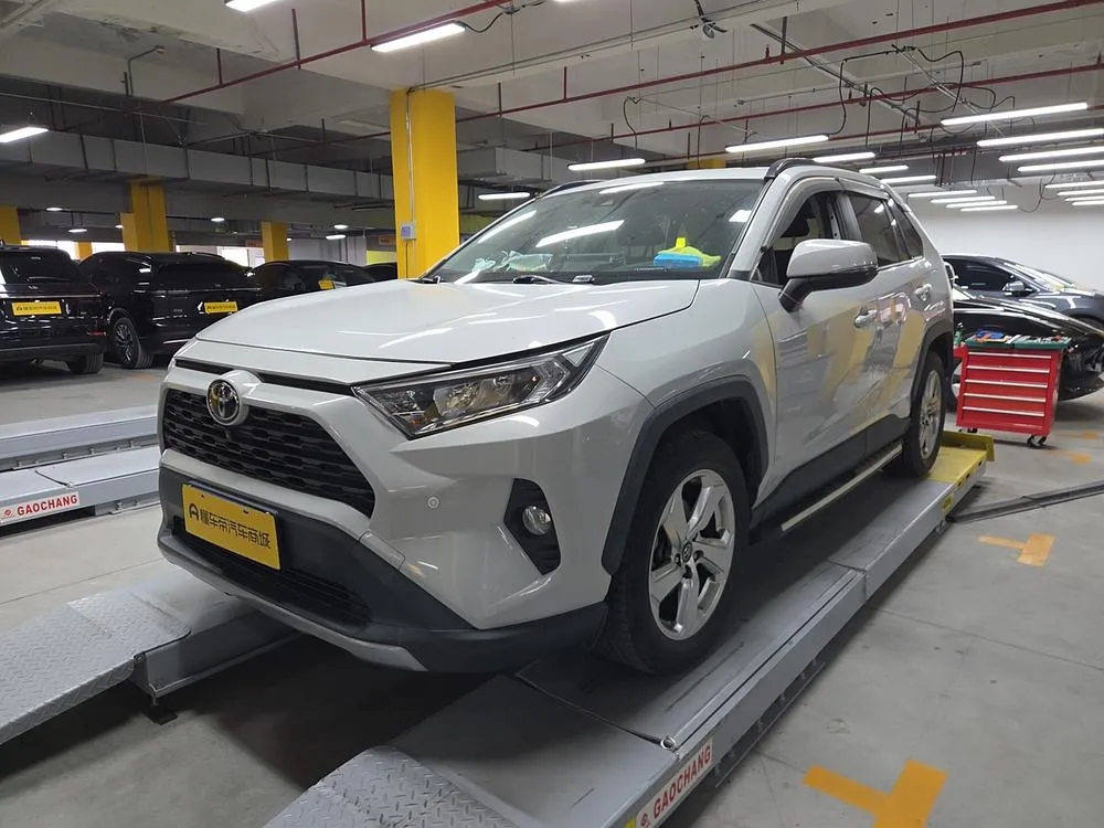 Toyota RAV4, 2020