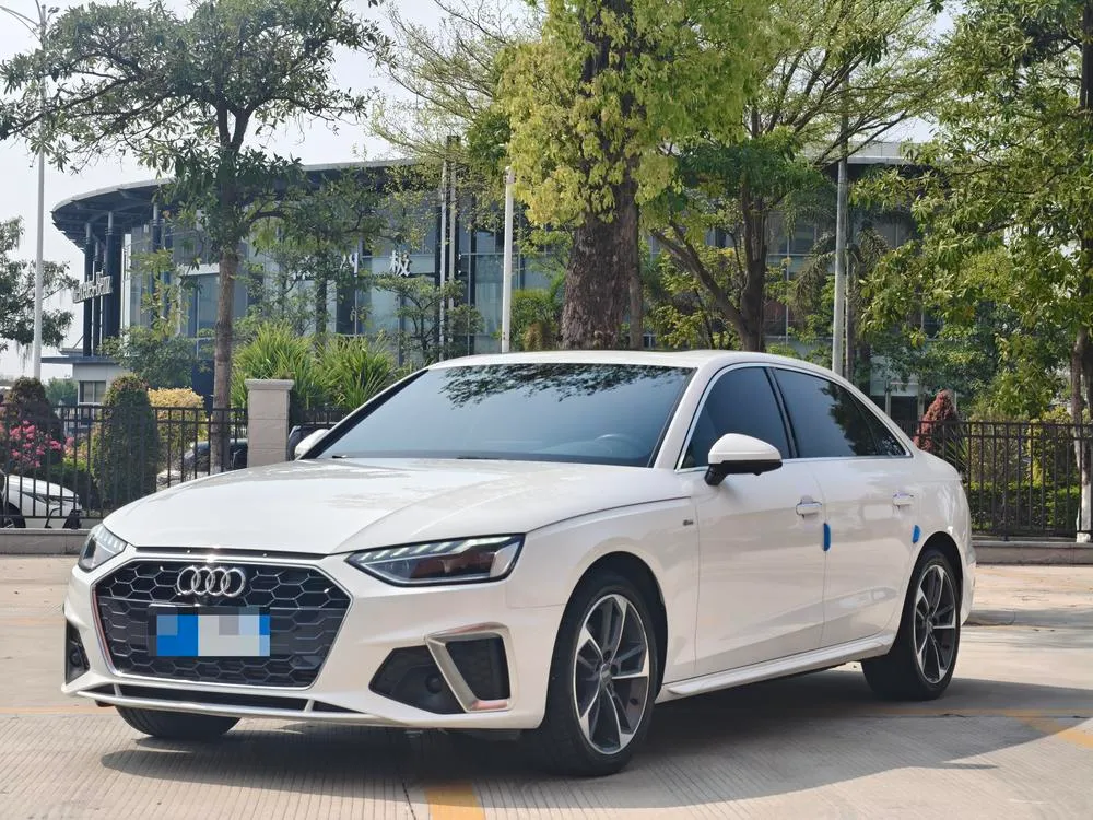 Audi A4L, 2020