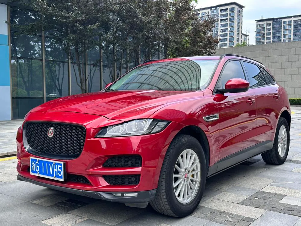 Jaguar F-PACE, 2016