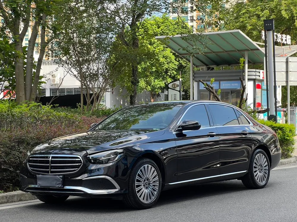 Mercedes-Benz E-Class, 2022