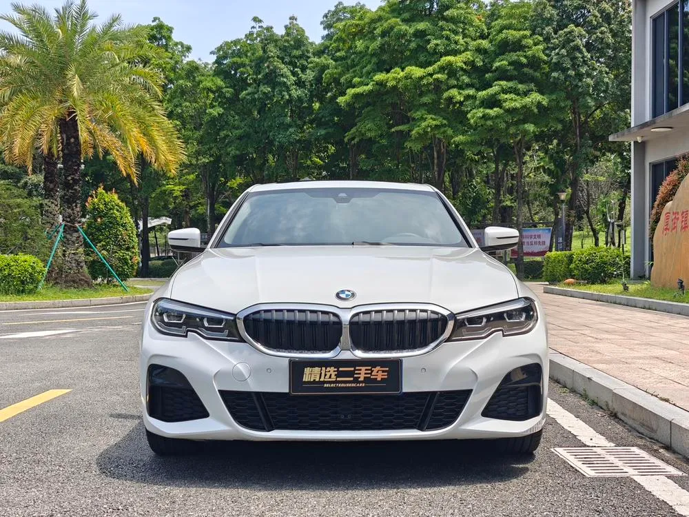 BMW 3-Series, 2022