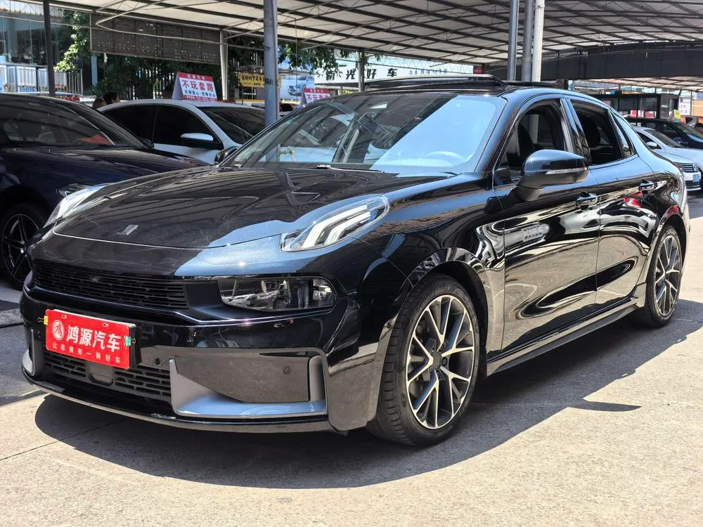 Lynk & Co 03 2.0TD DCT Dynamic Pro, 2022 — фото 1
