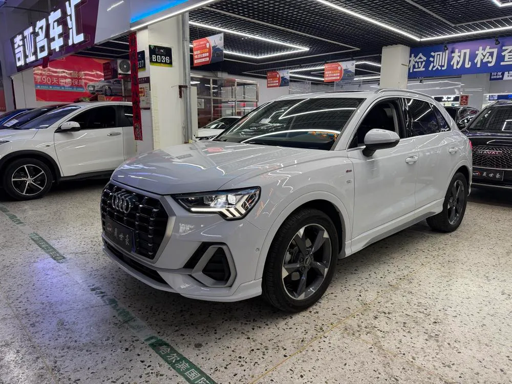 Audi Q3 35 TFSI Fashion Version, 2022 — фото 1