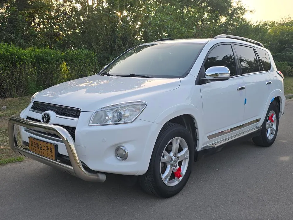 Toyota RAV4, 2012