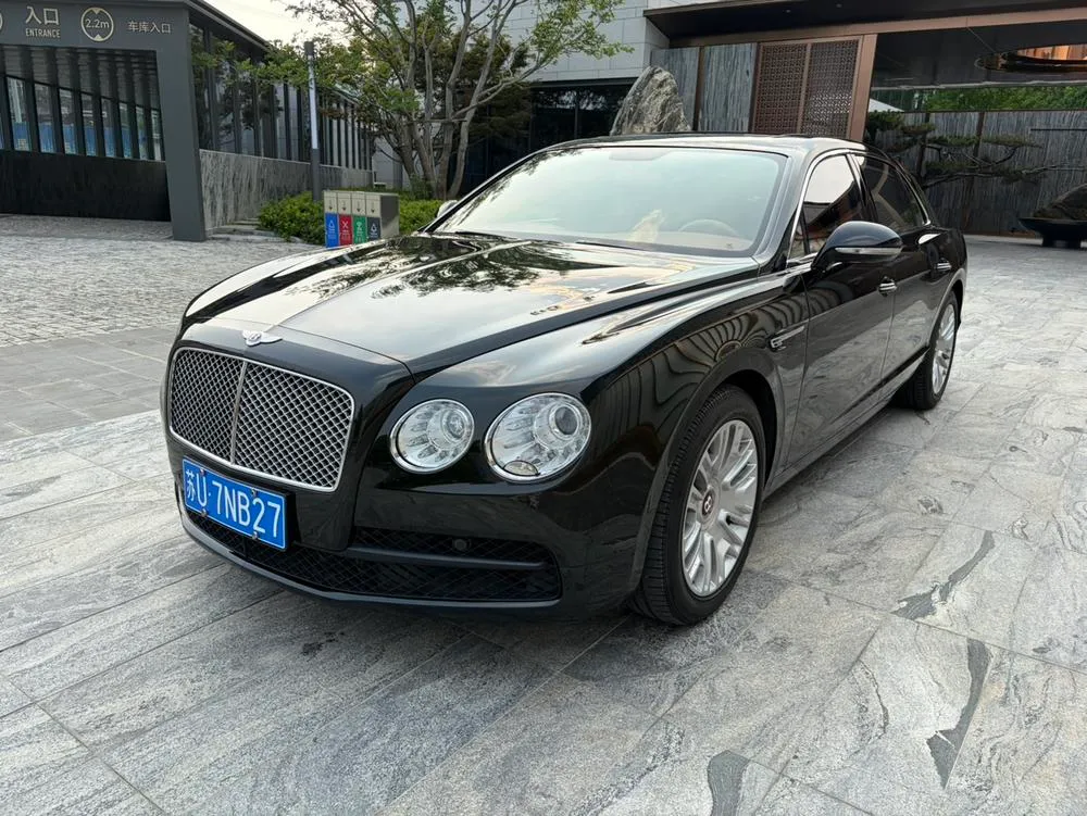 Bentley Flying Spur, 2015