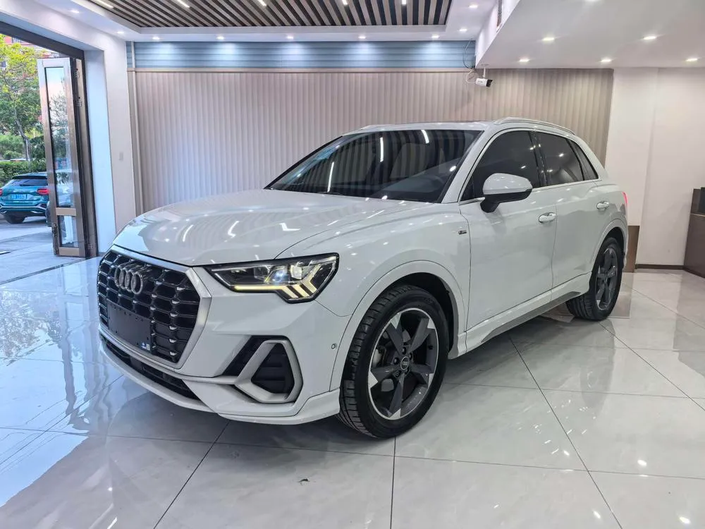 Audi Q3 35 TFSI Fashion Version, 2022 — фото 1