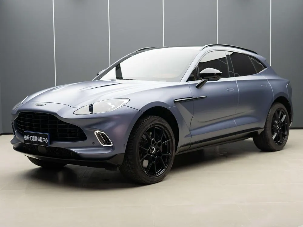Aston Martin DBX 4.0T V8, 2024 — фото 1