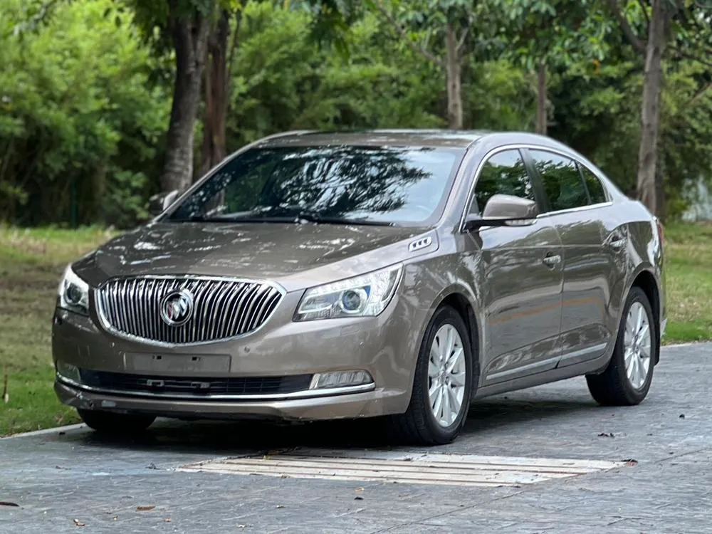 Buick LaCrosse 2.4L SIDI Luxury Comfort Version, 2013 — фото 1