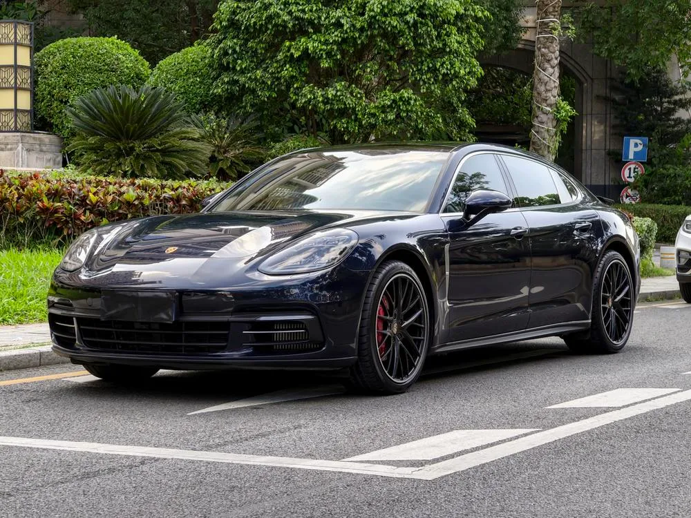 Porsche Panamera, 2019