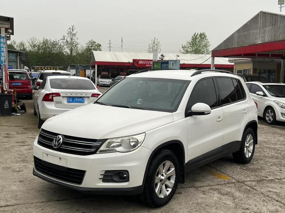 Volkswagen Tiguan 1.8TSI Auto 2WD Style Edition, 2012 — фото 1