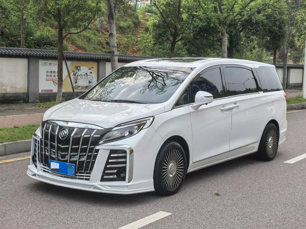 Buick GL8, 2018