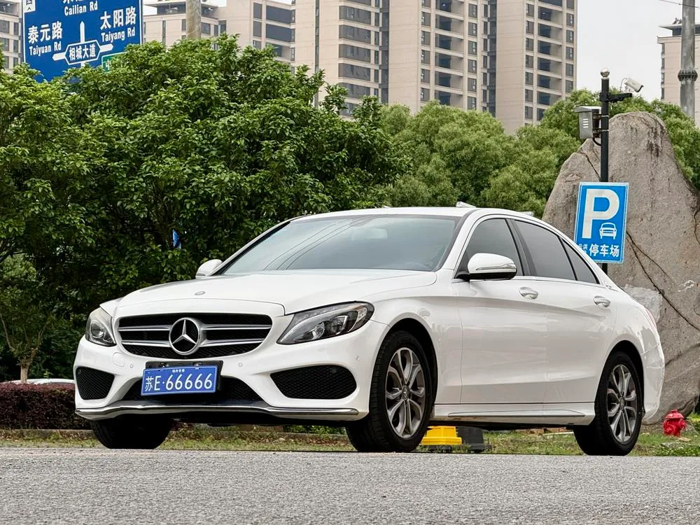 Mercedes-Benz C-Class, 2015