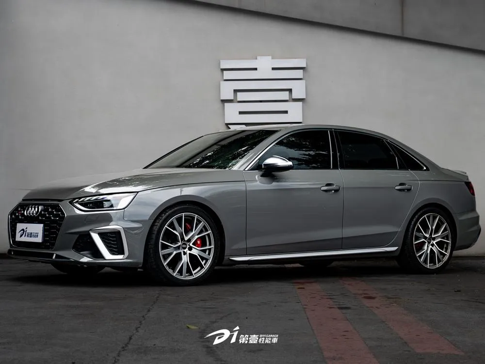 Audi S4, 2022