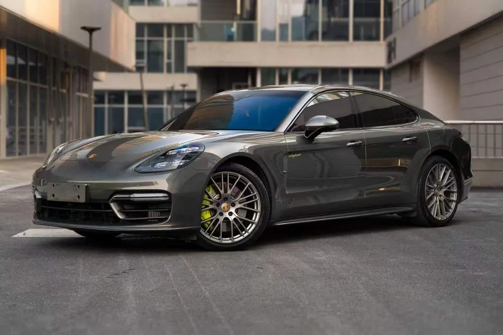 Porsche Panamera E-Hybrid Panamera 4 E-Hybrid Gold Edition 2.9T, 2022 — фото 1