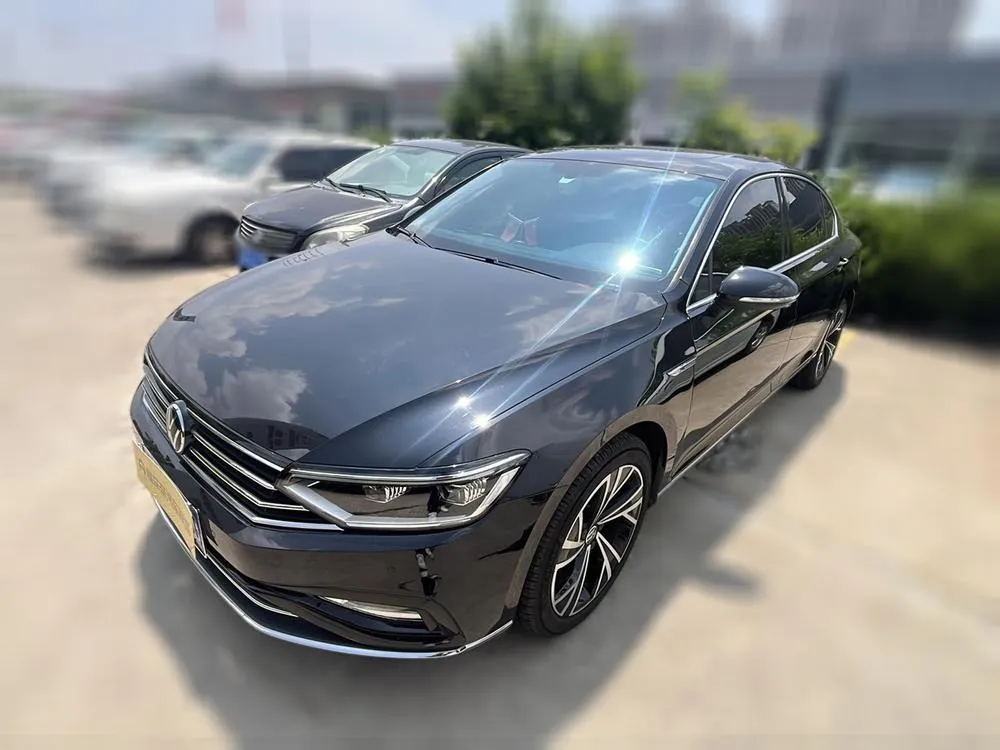 Volkswagen Magotan 330TSI DSG Luxury Version, 2020 — фото 1