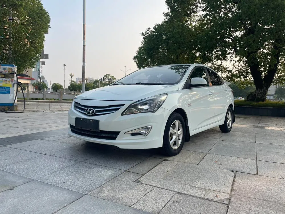 Hyundai Verna, 2014