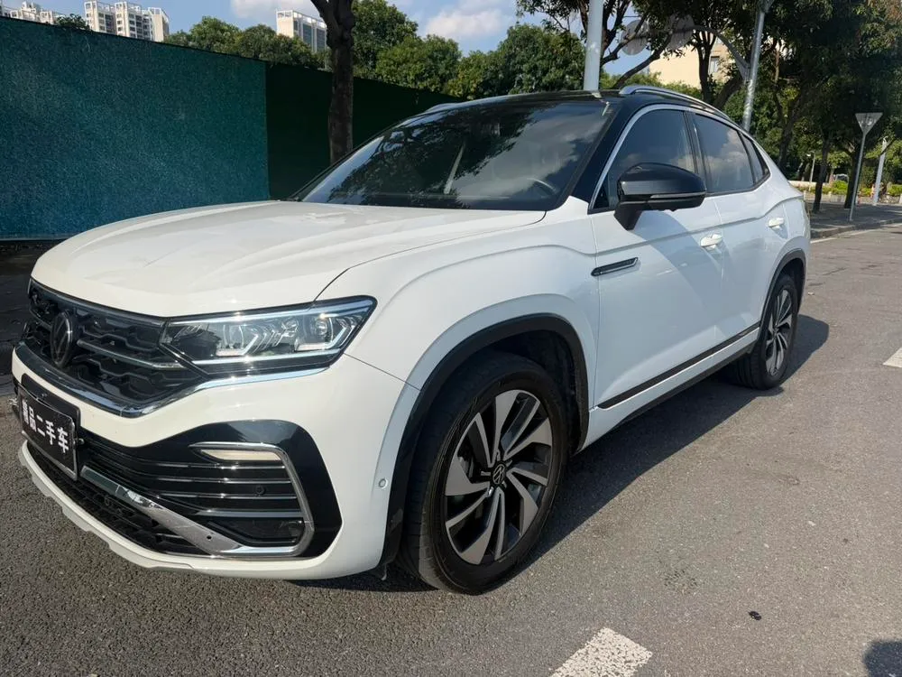 Volkswagen Tayron X 330TSI 2WD Flagship Smart Connected Edition, 2020 — фото 1