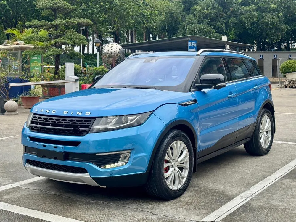 Landwind X7 2.0T Panoramic Flagship Edition, 2015 — фото 1