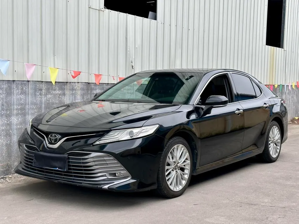 Toyota Camry, 2019
