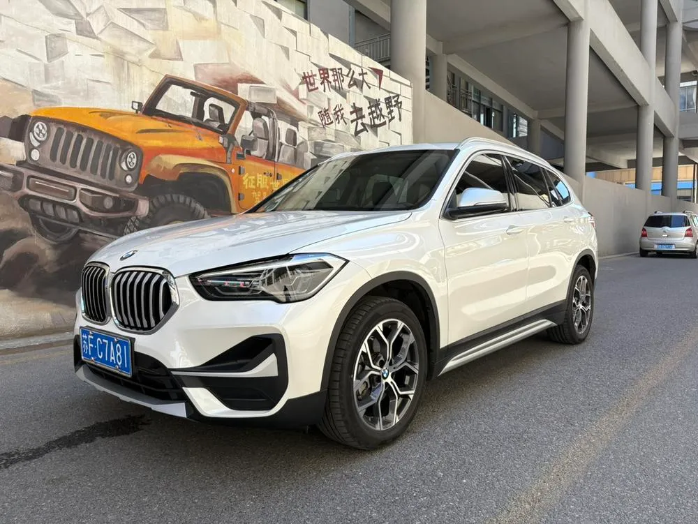 BMW X1 sDrive20Li Fashion Version, 2022 — фото 1